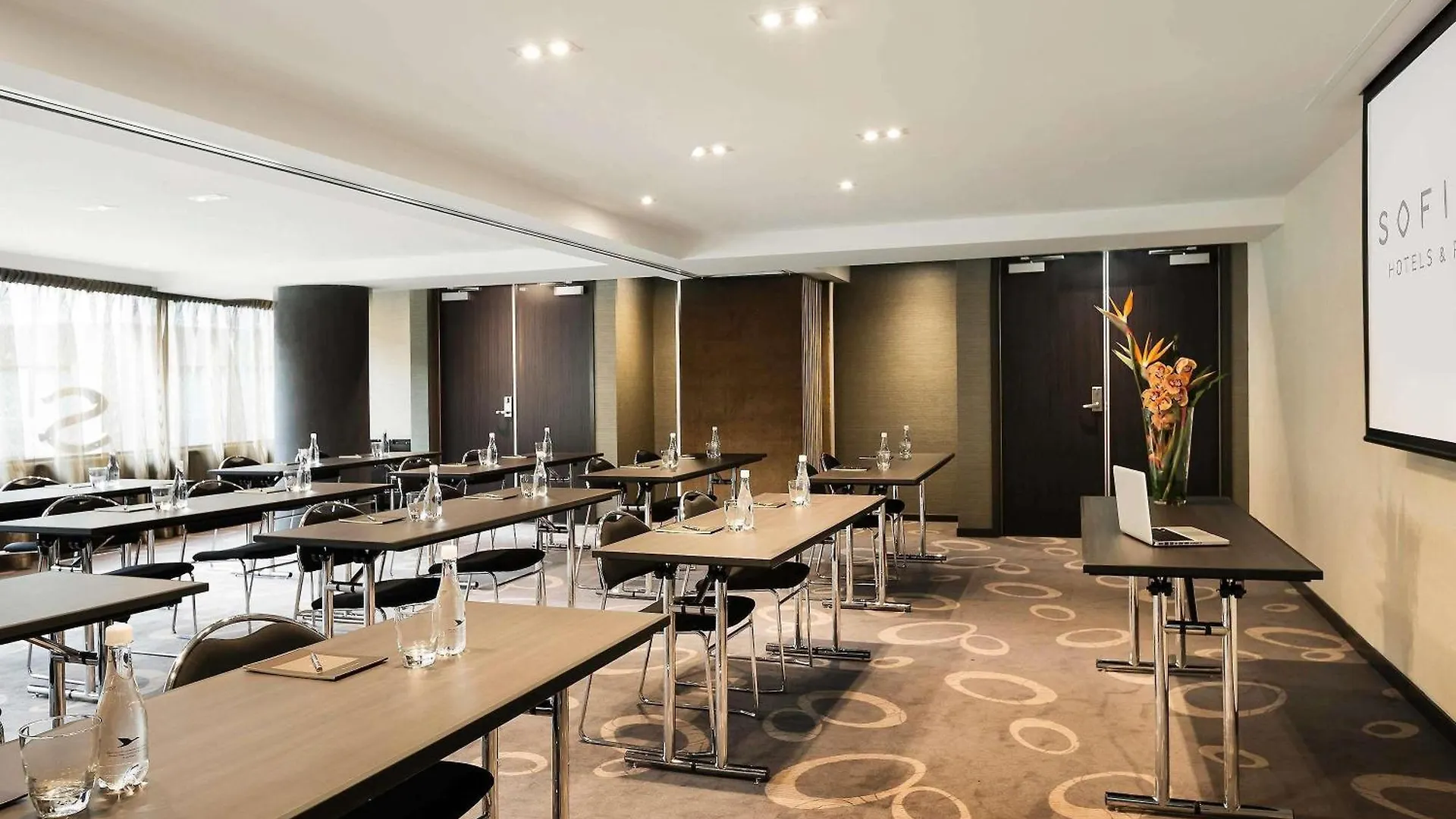 *****  Отель Sofitel Веллингтон Новая Зеландия